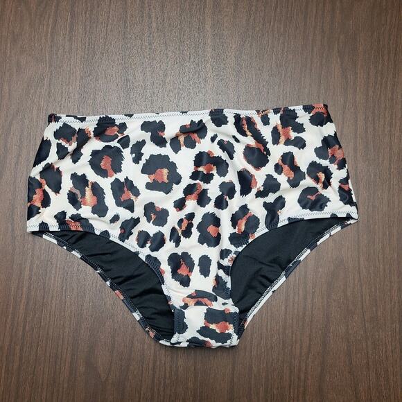 NWT Beachsissi Women’s Tankini Set Black Top Animal Print Bottoms L - Picture 4 of 7